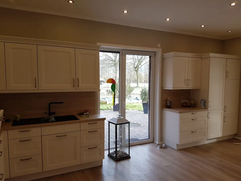 Large apartment in Minden with garden - Image 1
