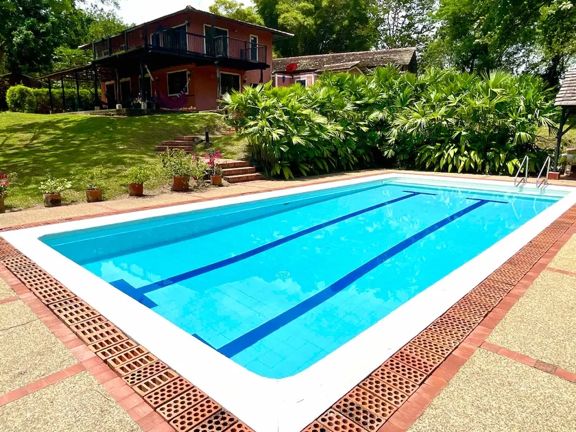 Colonial House 10 min from Villeta - Volleyball Pool - Image 1