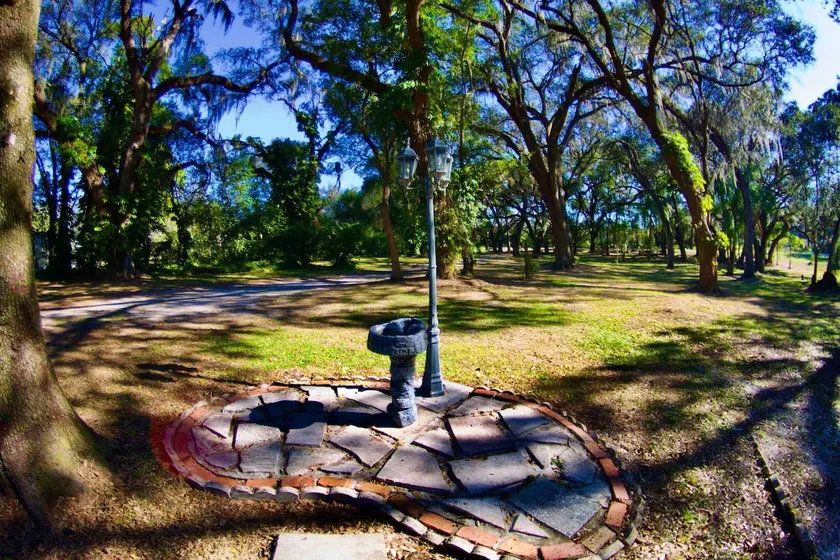 BUSCH GARDENS CHEERFUL HOME 3ACRES FREE PARKING/RV - Image 1
