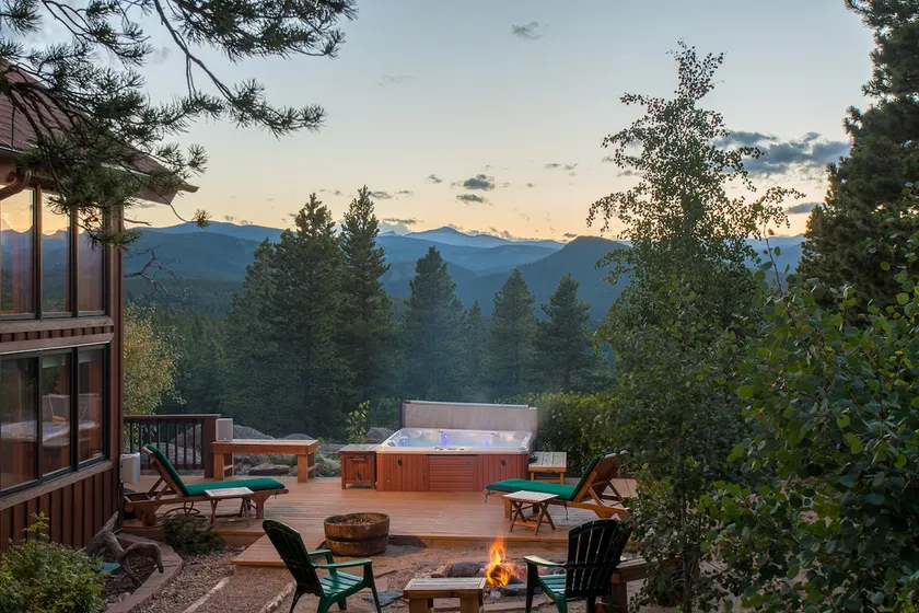 54 acre secluded Romantic Mountain Retreat - Image 1