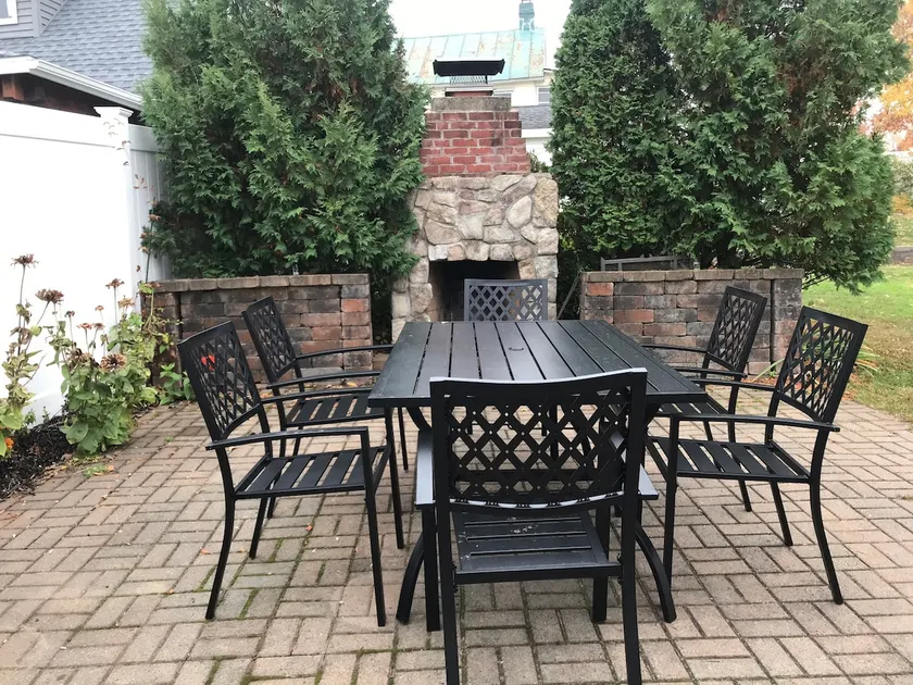 The Grand Ave Garden Retreat - Image 1