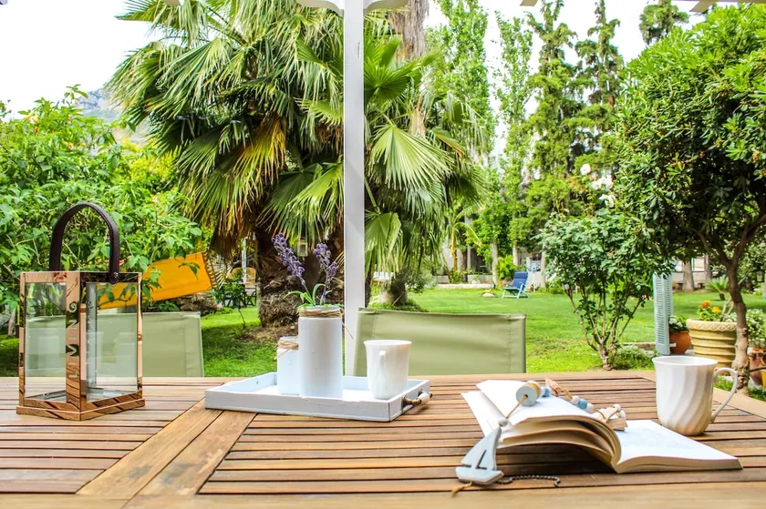EORA -Luxury apartment/ 20 mts from seafront - Image 1