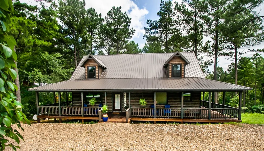 All the things! Prime location, tree house, views - Image 1