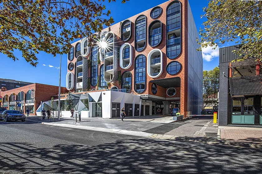 2 Bedroom Luxury & style in the heart of Braddon - Image 1
