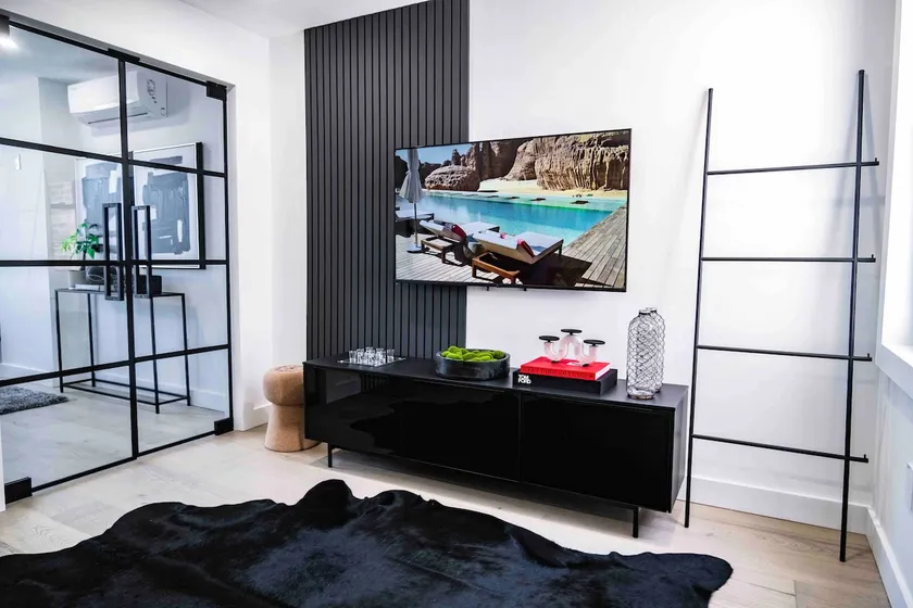 Contemporary Luxury Loft! Apt-20 Min to NYC - Image 1