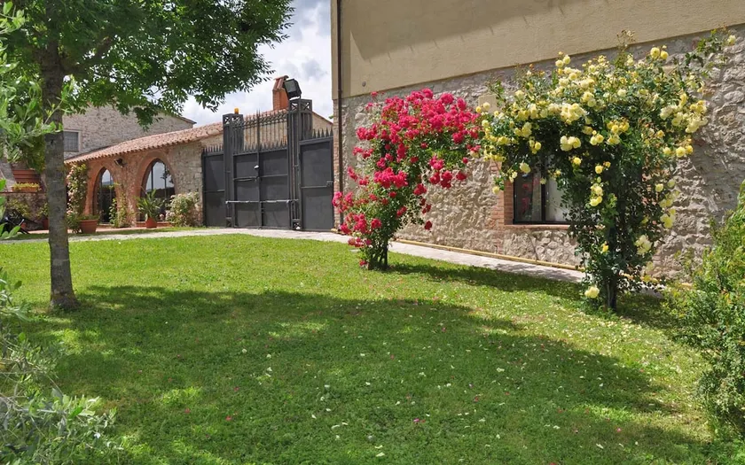 Panoramic Barn - Image 1