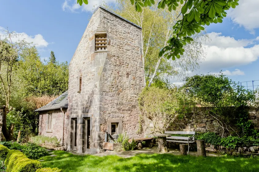 16th Century Dovecot Cottage in Private Garden. - Image 1