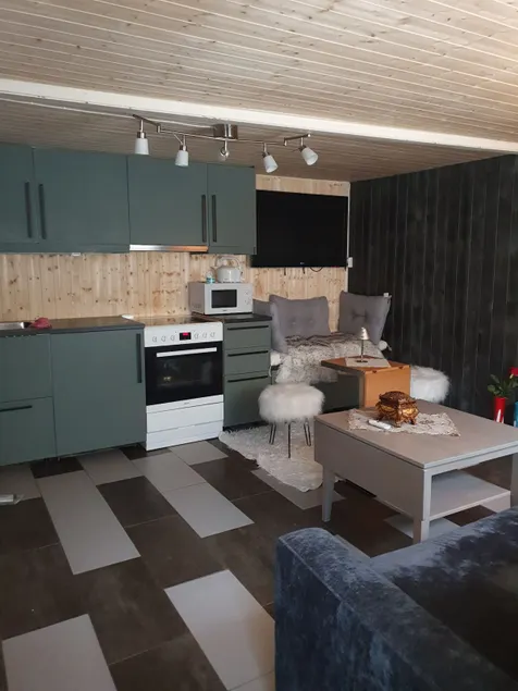 Apartment for rent just in front of the midnight sun staircase - Image 1