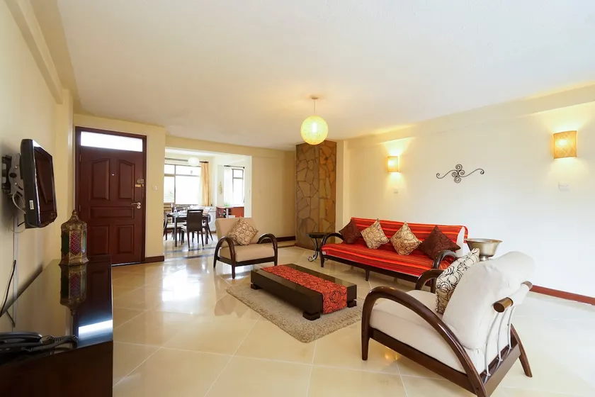 Cerenata Gardens Hotel & Suites - Image 1