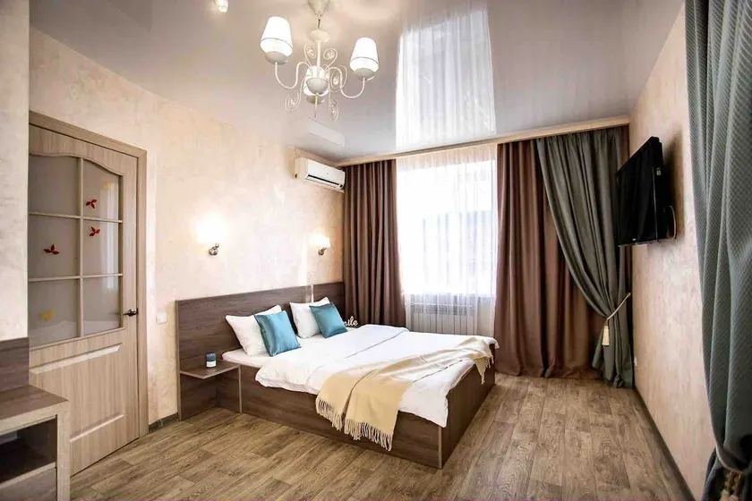Admiral's suite - Image 1