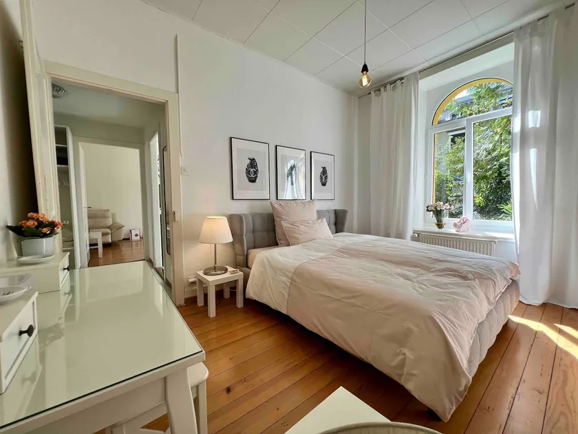 Comfortable stay in a historic house - Image 1