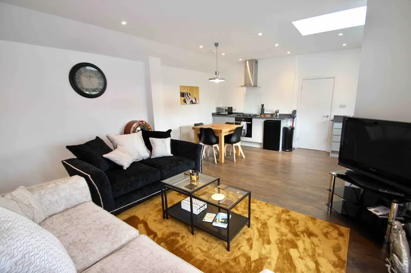 No.1 Bloom Apartments, Bath - Image 1