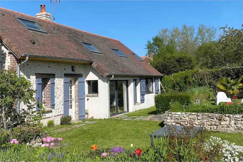 Charming Normandy house with large garden. - Image 1