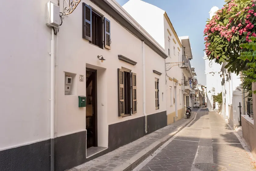 Chrysi's Traditional House in The heart of Rhodes - Image 1
