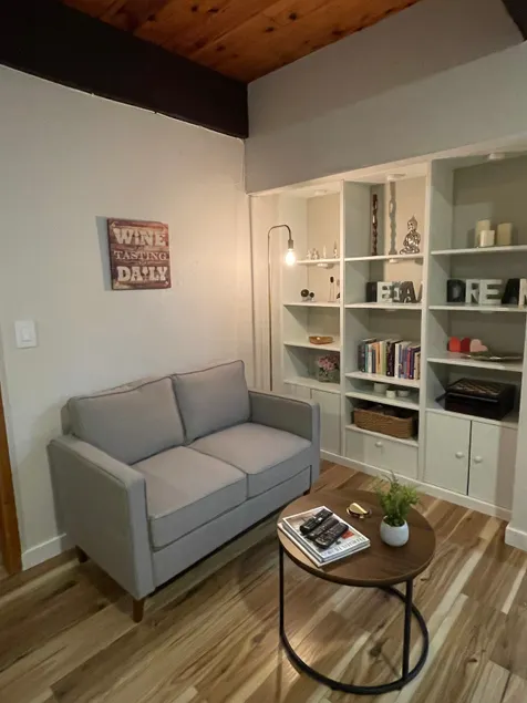 Private Guest Suite with Private Entry - Image 1