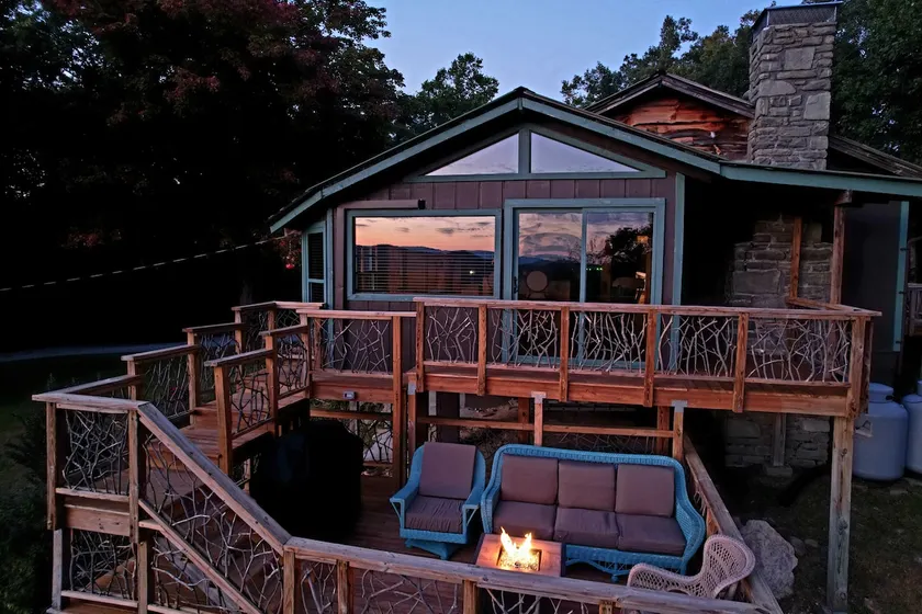 Sunbear Cabin - Cycling/Hiking/Flyfishing - Image 1