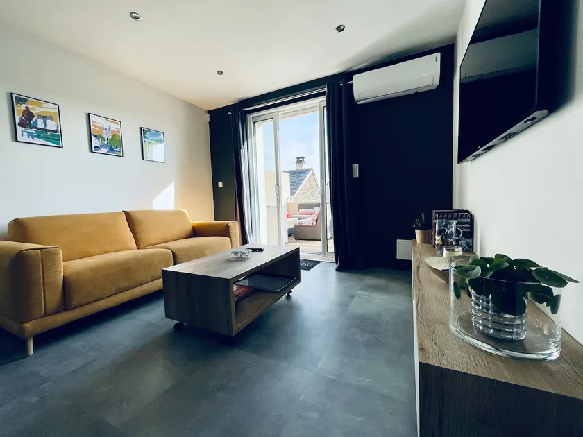 2 bedrooms with terrace in the city center, 6 people max - Image 1