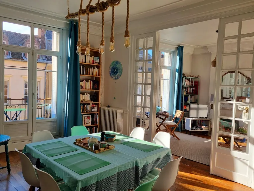 Autun, large bright and comfortable apartment - Image 1
