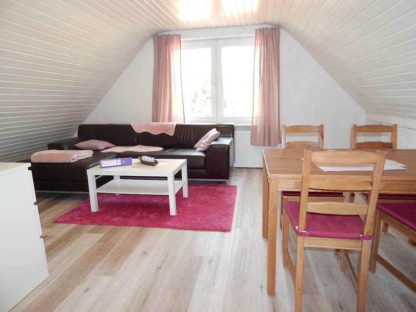 Lilac apartment in the ”Alten Gärtnerhof” - Image 1