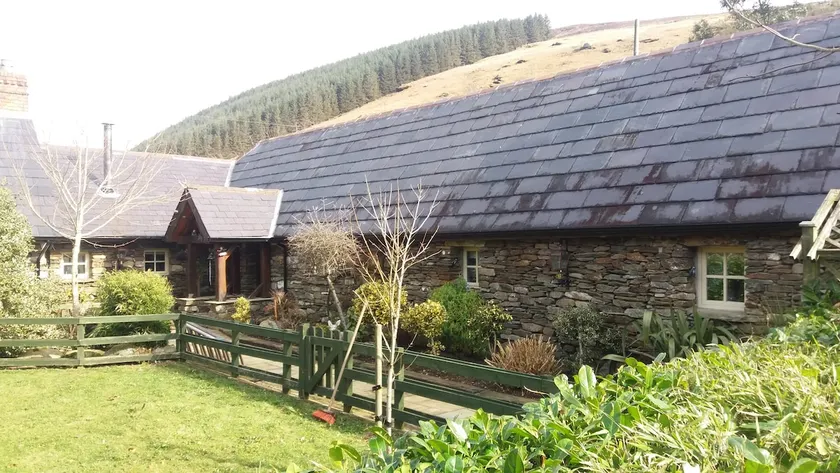 Clarisses Cottage - Image 1