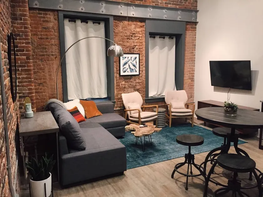 Loft in the HEART of Downtown! WALK Everywhere!102 - Image 1
