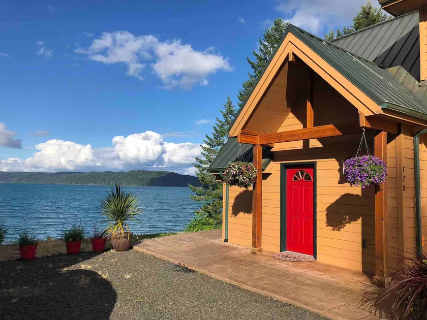 Hood Canal Waterfront Home - Incredible Views, Wildlife, EV Charger,  Kayaks! - Image 1