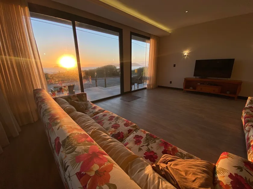 Casa Ubatuba comfort and well-being, up to 8 guests - Image 1