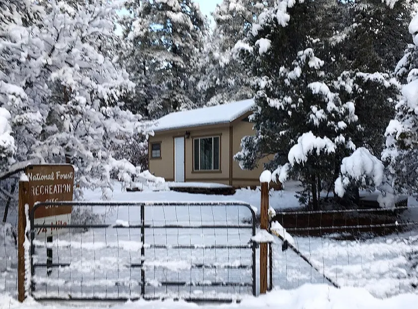 Gaga's Little House - Image 1
