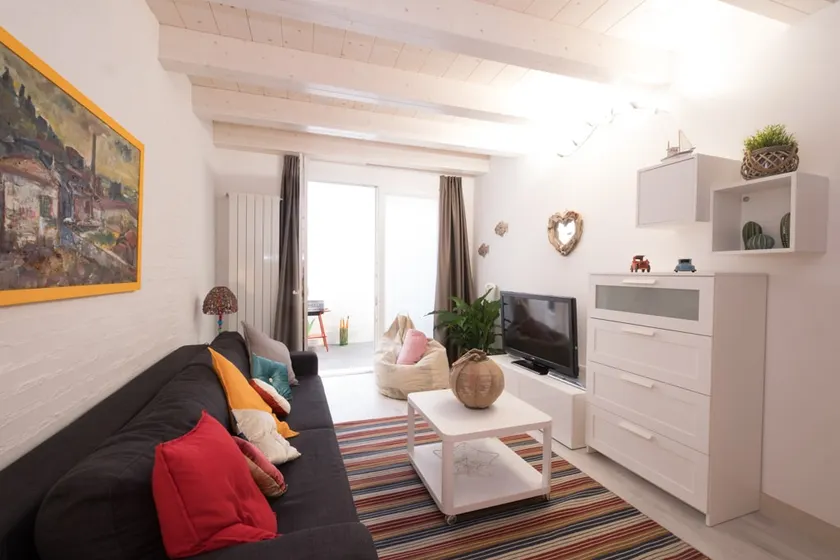 Happy House - Image 1