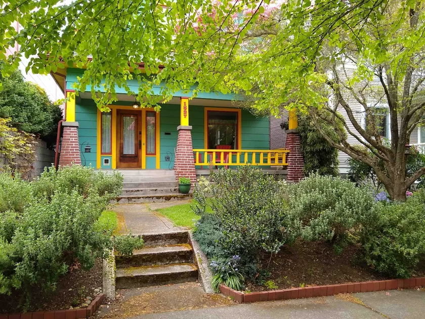 Urban Farmhouse - rejuvenate and explore - Image 1