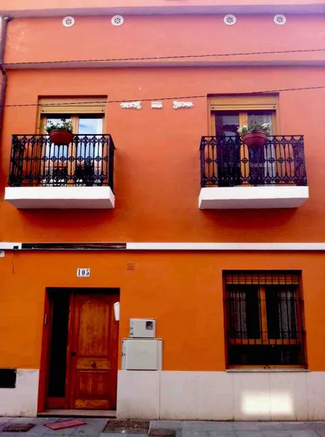 1900 Style Valencian Beach Home for 10px - Image 1