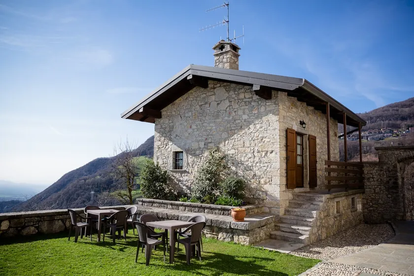 country house with private garden and wellness area - Image 1