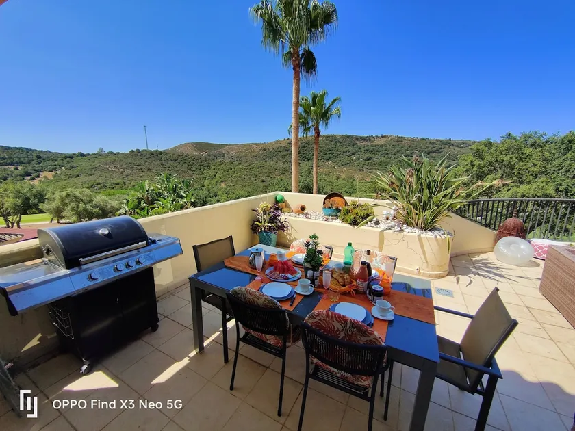 Luxury 3 bedroom apartment - Image 1