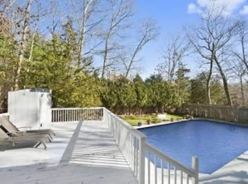 East Hampton Oasis - Image 1