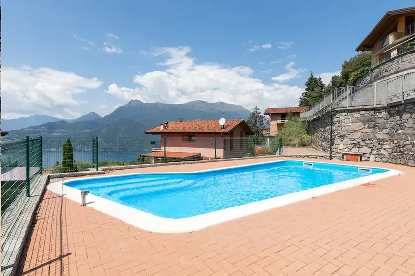 Magic moment in Lake Como - Image 1
