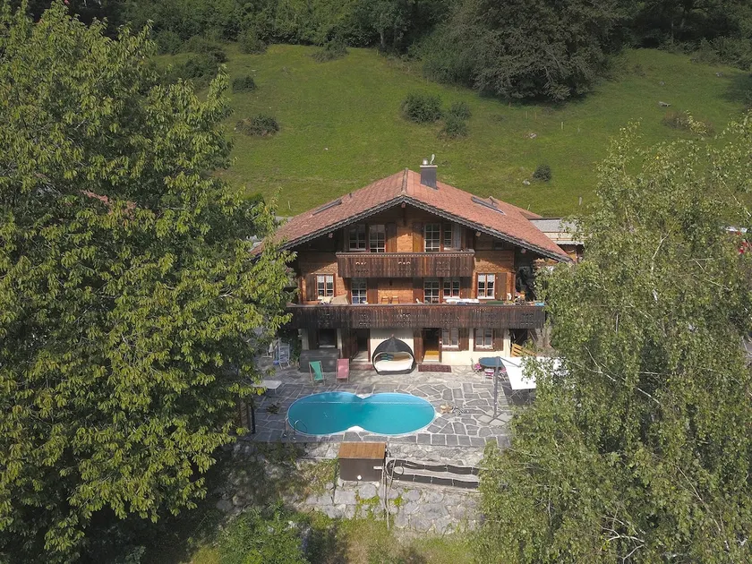 Pool, forest, mountains - peace and active recreation - Image 1