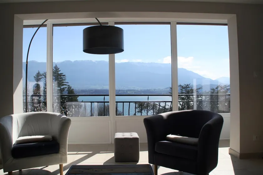 \"LA PARENTHÈSE\": 4-Star Getaway - Panoramic View over Lake Bourget. - Image 1
