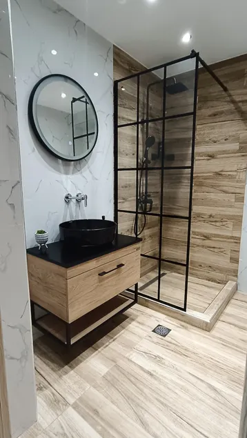 Comfort Corner Spacious & Quiet 2BR Apartment in Thessaloniki - Image 1