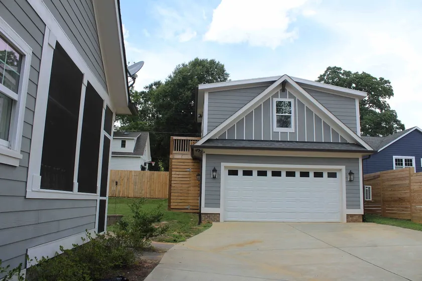 1 Bedroom apartment in Dilworth - Image 1