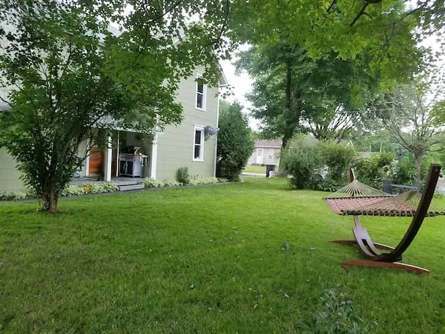 Birdhouse Inn Confluence - Image 1
