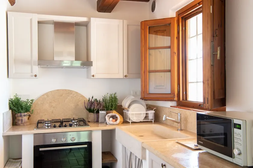 La Loggia, farmhouse apartment - Image 1