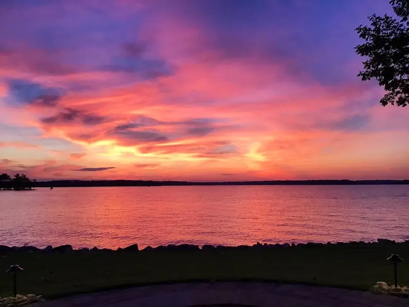 Big Water, Cozy Duplex at LKN! - Image 1