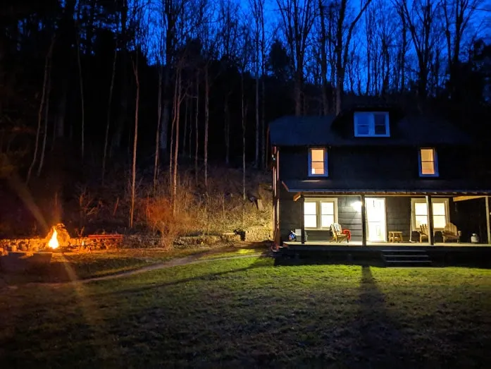 The Jewett Four Square, a clean and simple retreat - Image 1