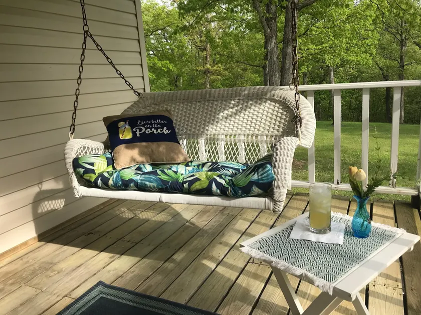 Peaceful Country Cottage - Image 1