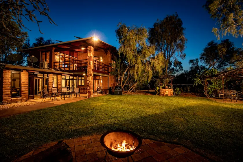 Sturt Desert Pea House - Image 1