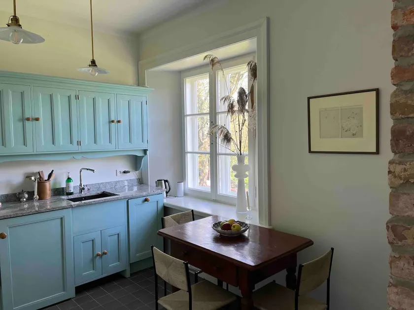 Studio Apartment in Historic Manor 30m2 - Image 1