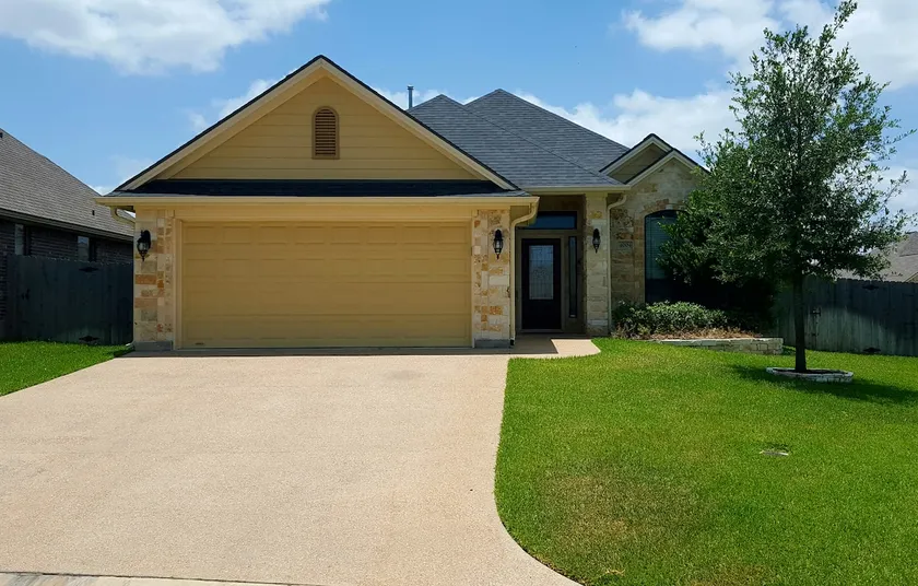 Signature Family Cozy Home 5 miles from Texas A&M - Image 1