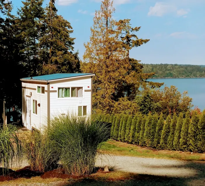 water view tiny guest house - Image 1