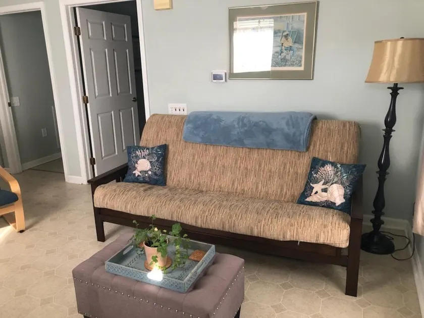 Lovely Guesthouse near Shem Creek - Image 1
