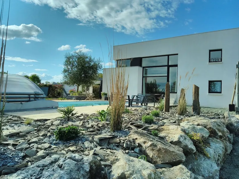 House/Villa with a private pool Brain d'Eau Gîte - Image 1